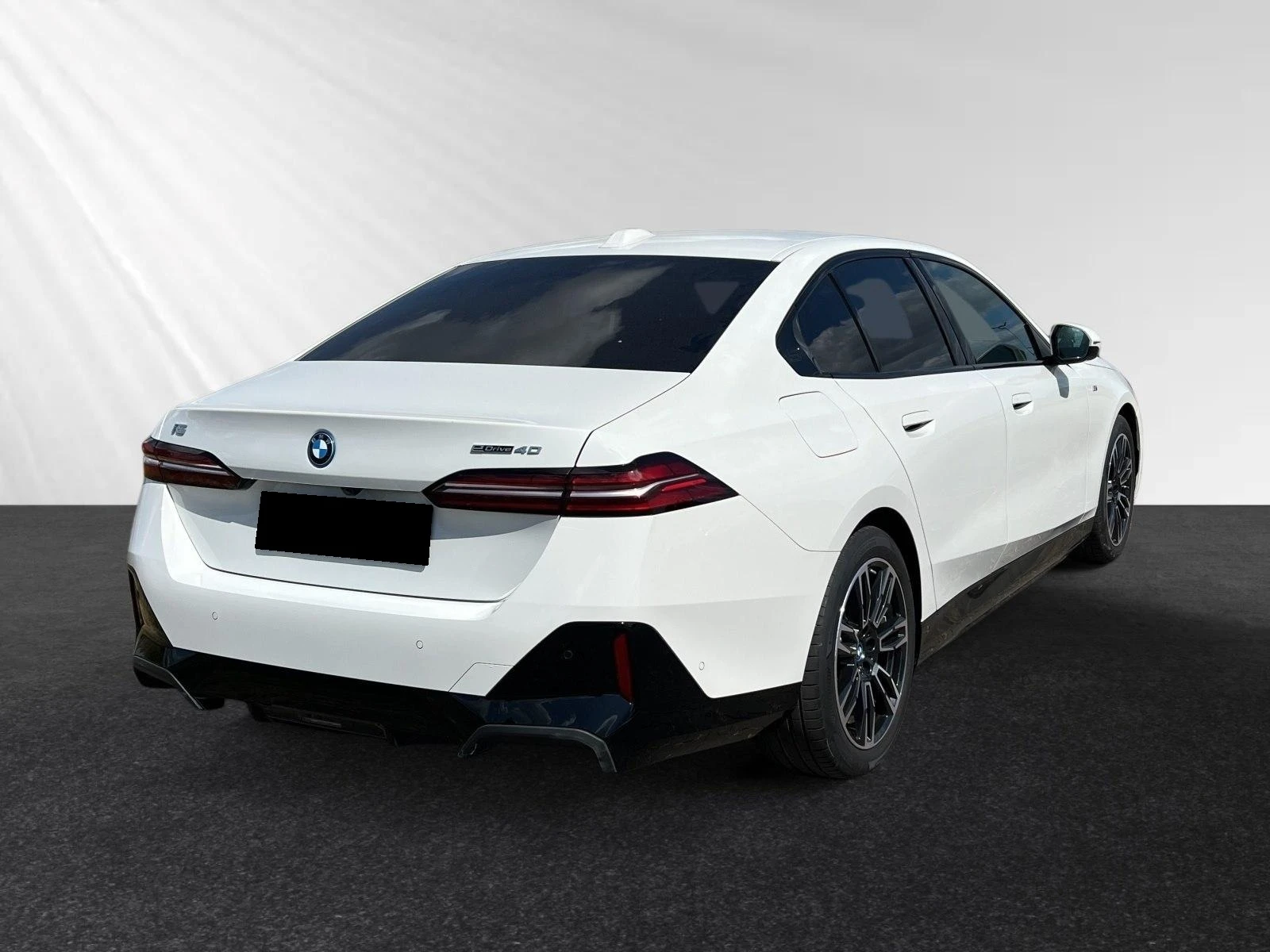 BMW i5 eDrive40/ M-SPORT/ B&W/ 360/ LED/ SHADOW LINE/  - изображение 5