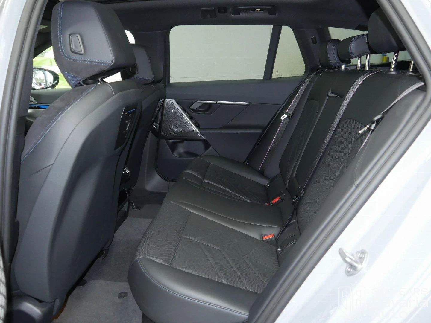 BMW i5 M60 xDrive Touring | Mobile.bg   8