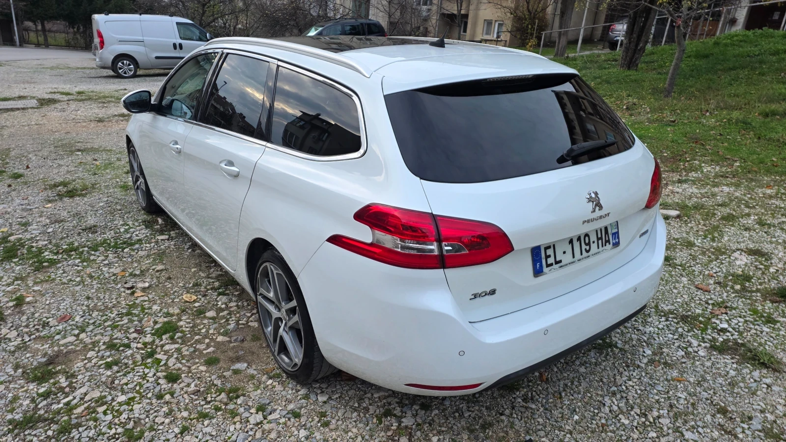 Peugeot 308 2.0 Автоматик Allure  - изображение 8