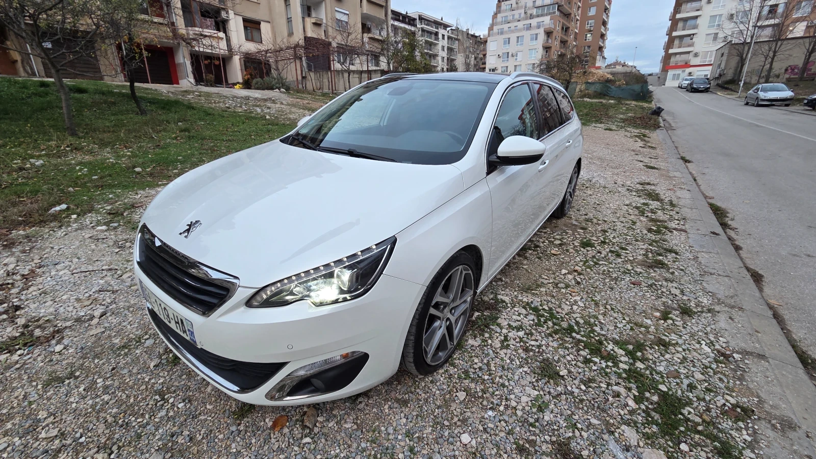 Peugeot 308 2.0 Автоматик Allure  - изображение 4