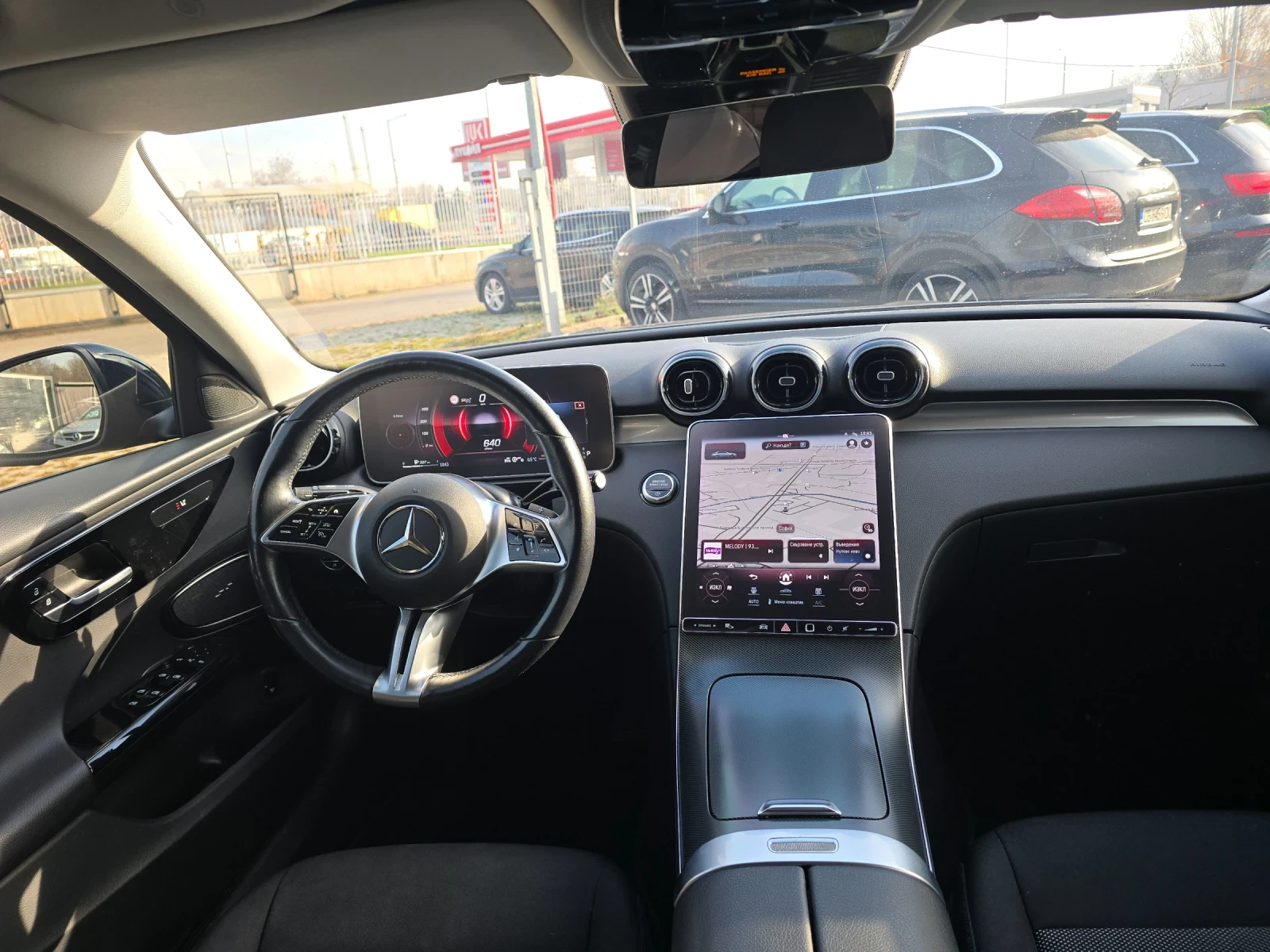 Mercedes-Benz C 200 4MATIC AMG LINE - изображение 9