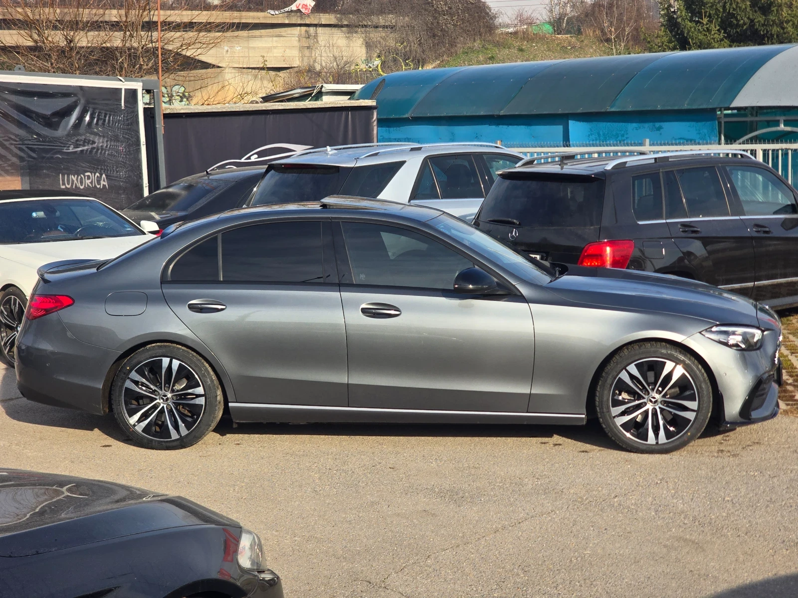 Mercedes-Benz C 200 4MATIC AMG LINE - изображение 4