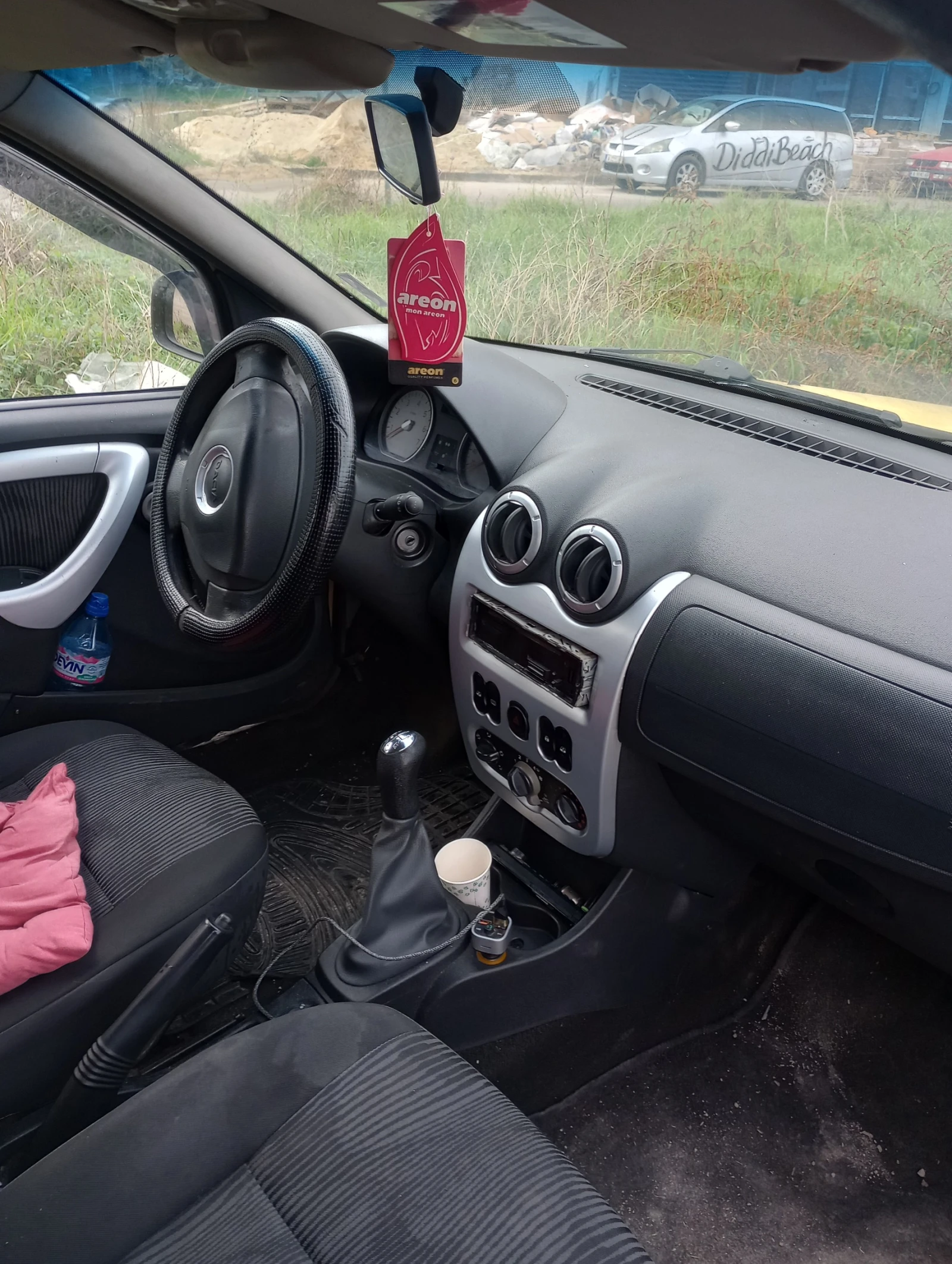 Dacia Logan 1.6 - изображение 3