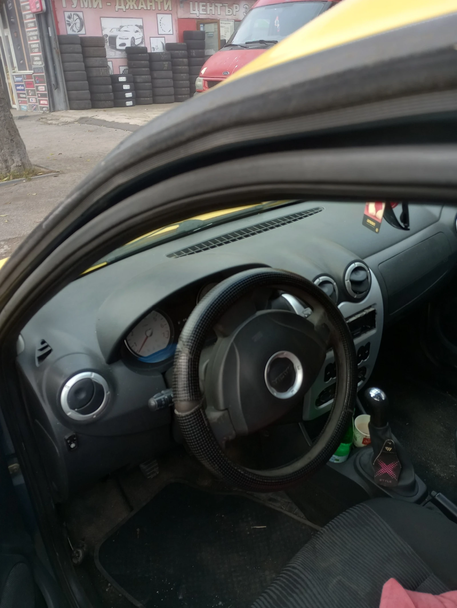 Dacia Logan 1.6 | Mobile.bg � ����������� 11