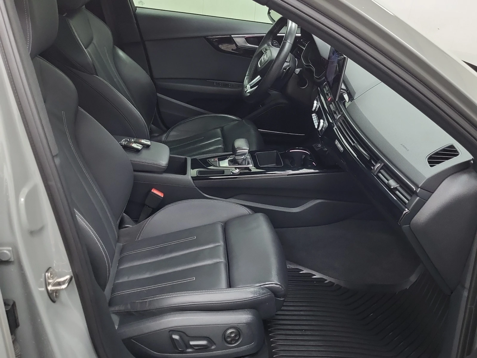 Audi A4 S LINE PRESTIGE * NARDO GRAY * CARFAX *  - изображение 8