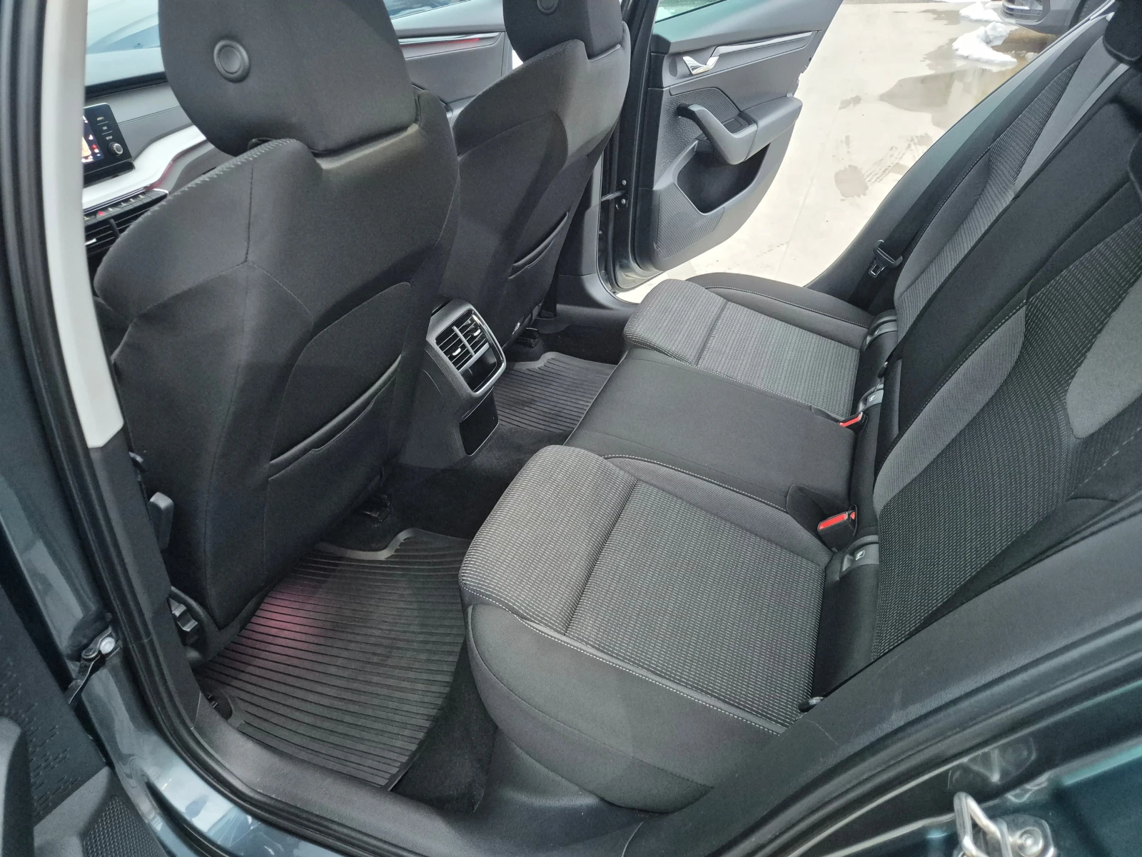 Skoda Octavia 4�4 �/� 150�� | Mobile.bg � ����������� 12