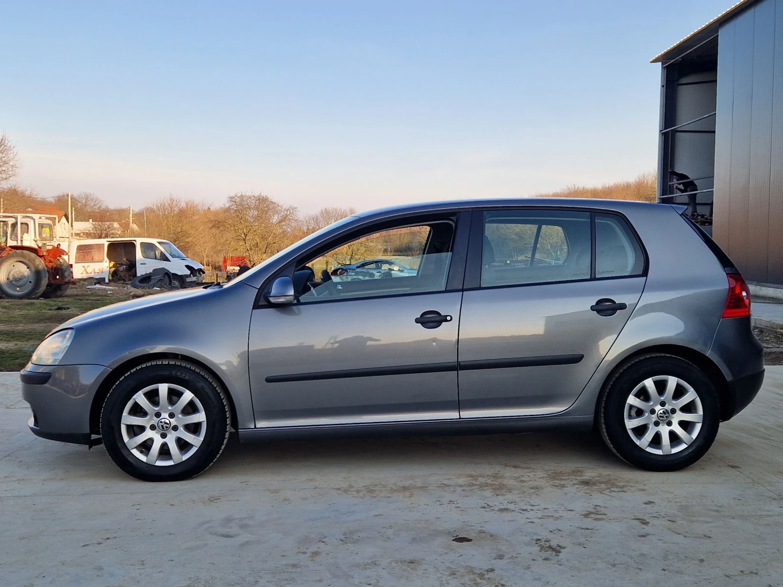 VW Golf 1.9TDI 105к.с., снимка 5 - Автомобили и джипове - 53739208
