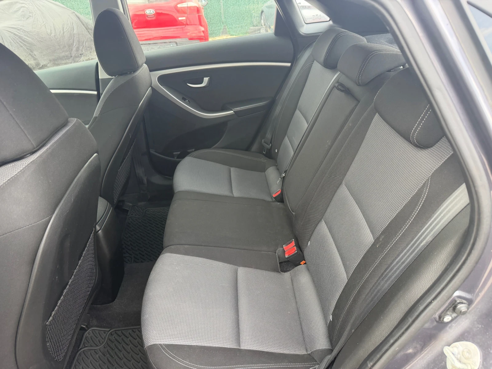 Hyundai I30 1.6d/128hp/Automatic/EVRO6/, снимка 13 - Автомобили и джипове - 53775436