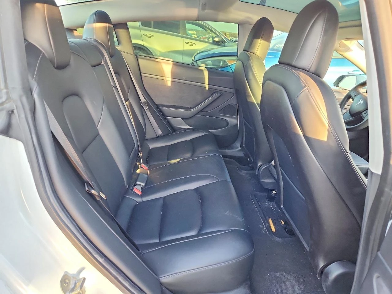 Tesla Model 3, снимка 10 - Автомобили и джипове - 53916755