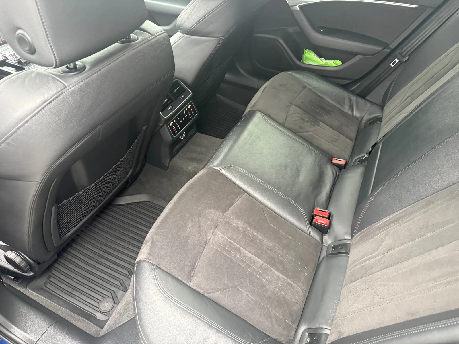 Audi A6 45TDI 231HP S-Line , снимка 11 - Автомобили и джипове - 54059943