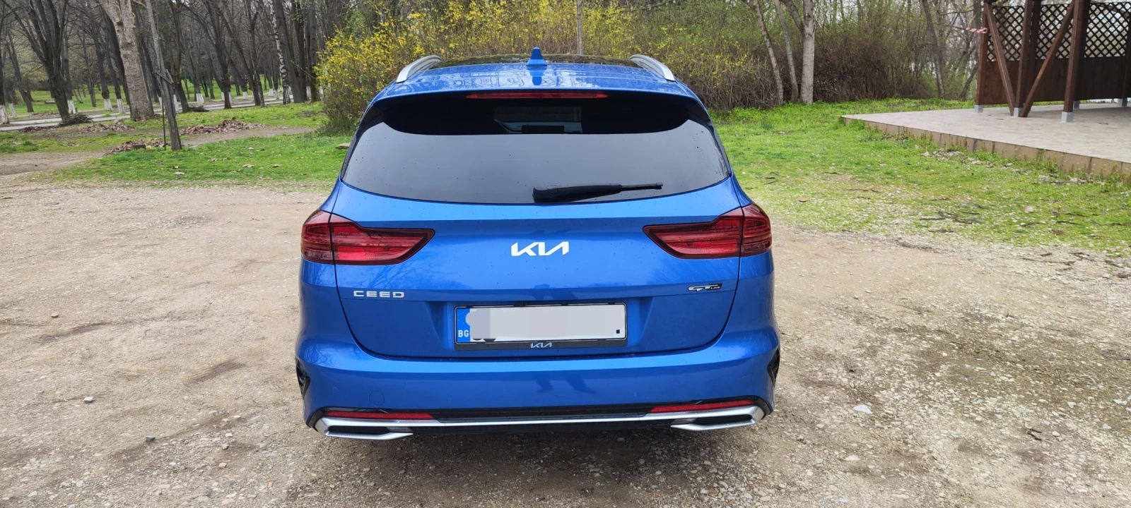 Kia Ceed SW 1.5 T-GDI 7DCT GT line, снимка 8 - Автомобили и джипове - 54063236