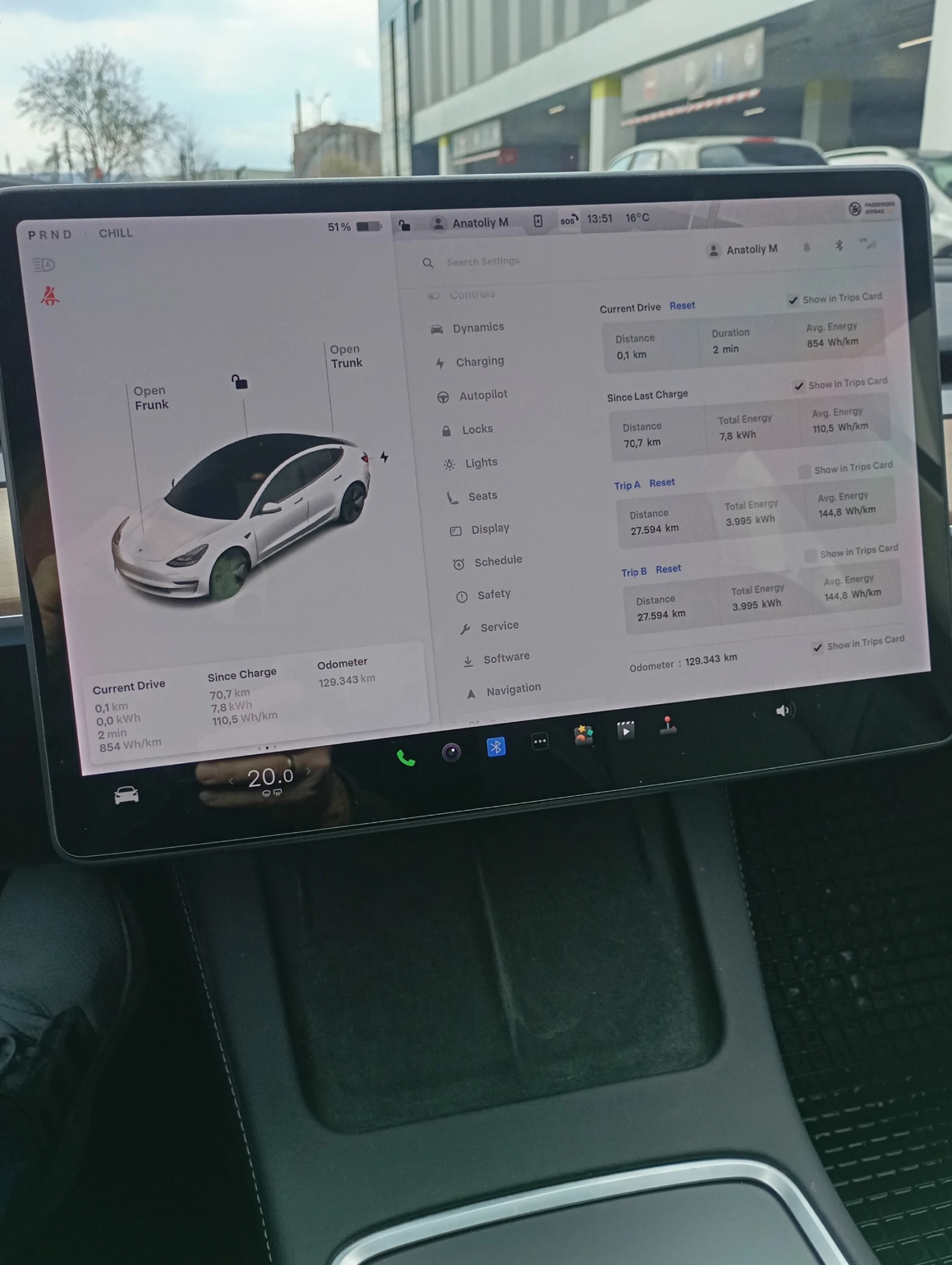 Tesla Model 3 Tesla Model 3 SR+ /LFP/Термопомпа/Гаранция/ДДС, снимка 8 - Автомобили и джипове - 54237870