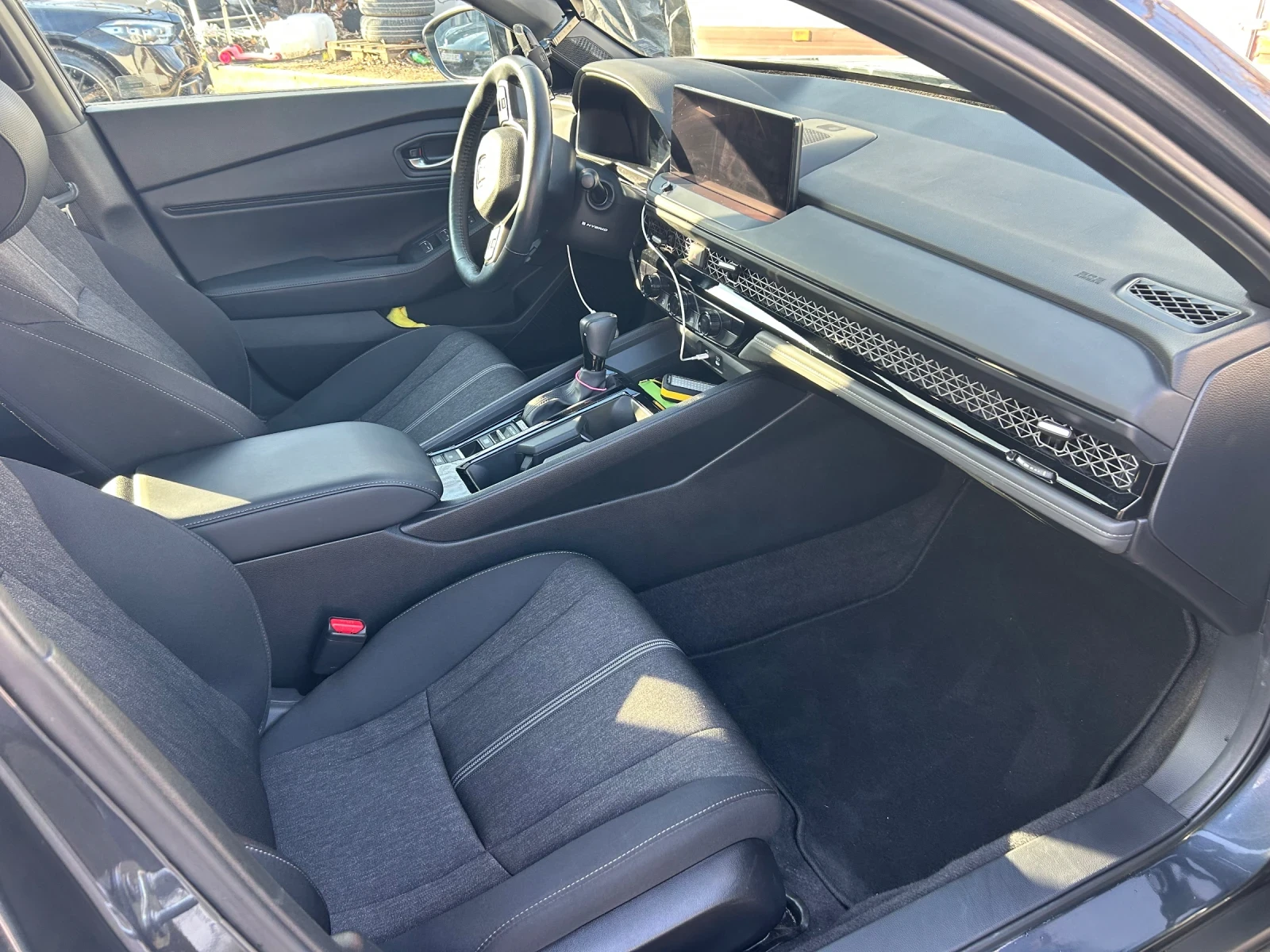 Honda Accord Honda Accord hybrid sport, снимка 6 - Автомобили и джипове - 54352385
