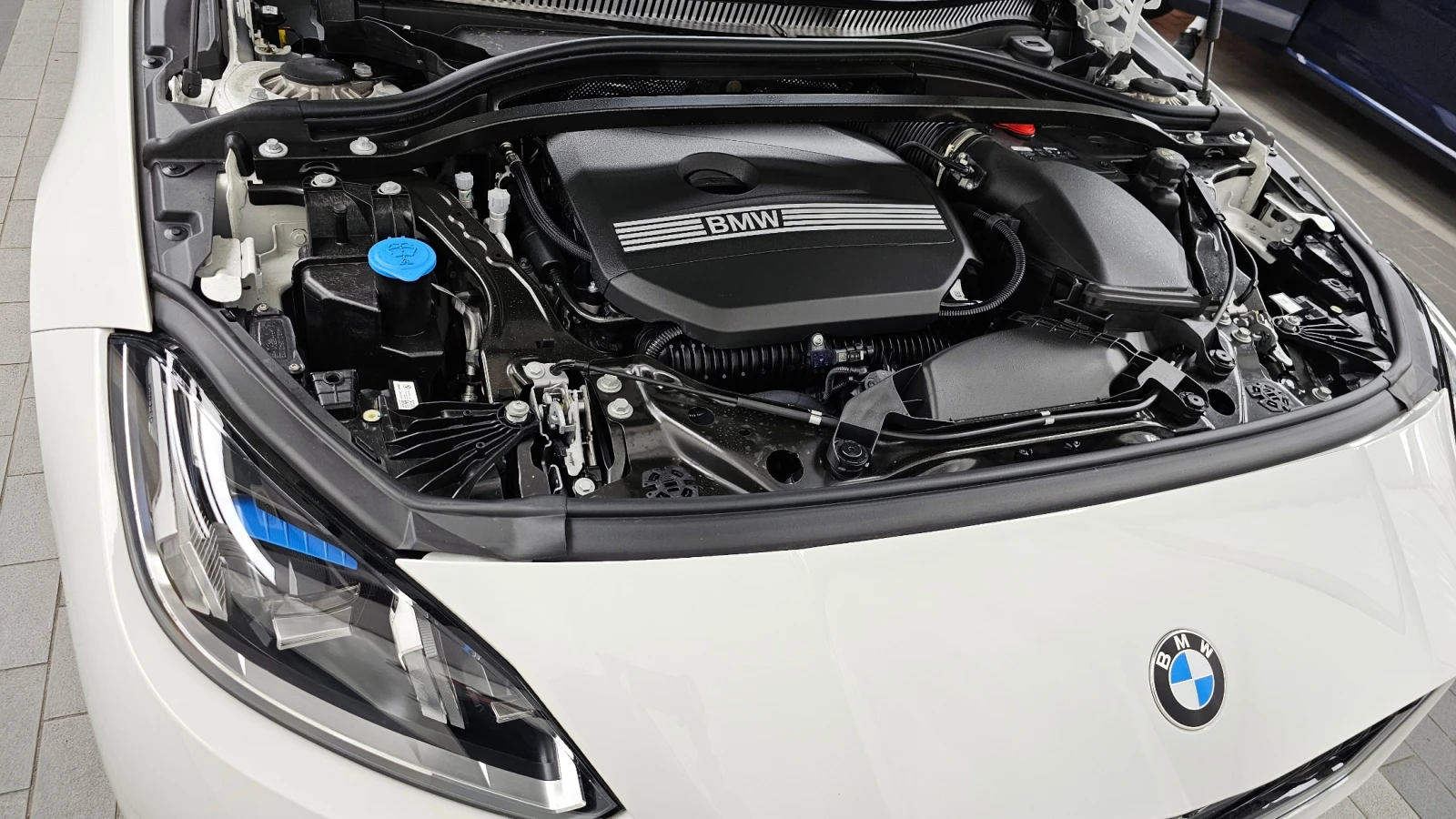 BMW 120 M * HUD * LANE ASSIST * 360 * , снимка 6 - Автомобили и джипове - 54486368