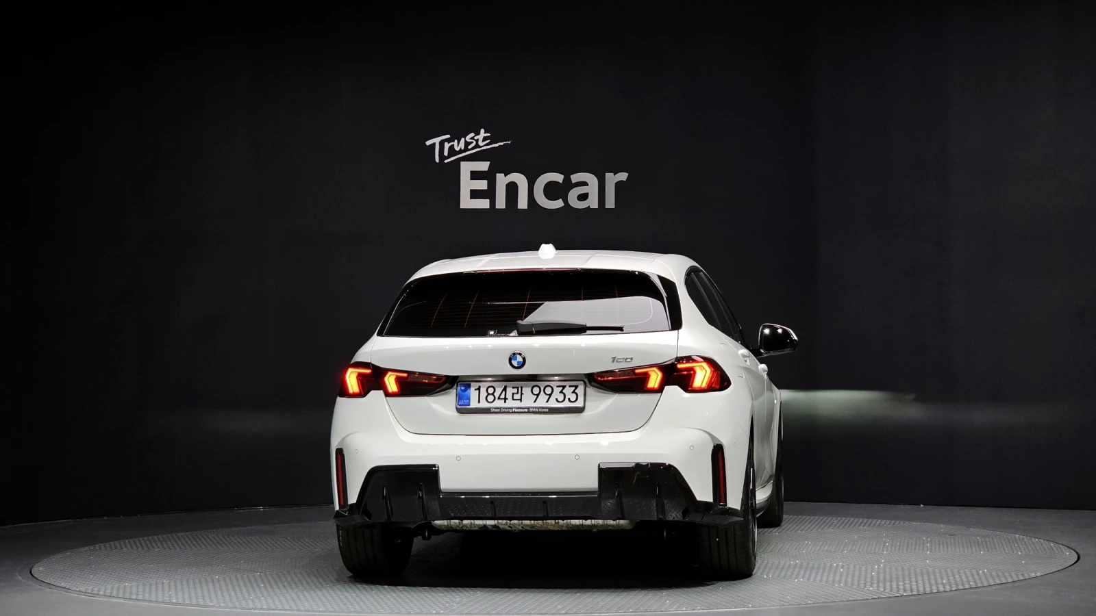 BMW 120 M * HUD * LANE ASSIST * 360 * , снимка 4 - Автомобили и джипове - 54486368