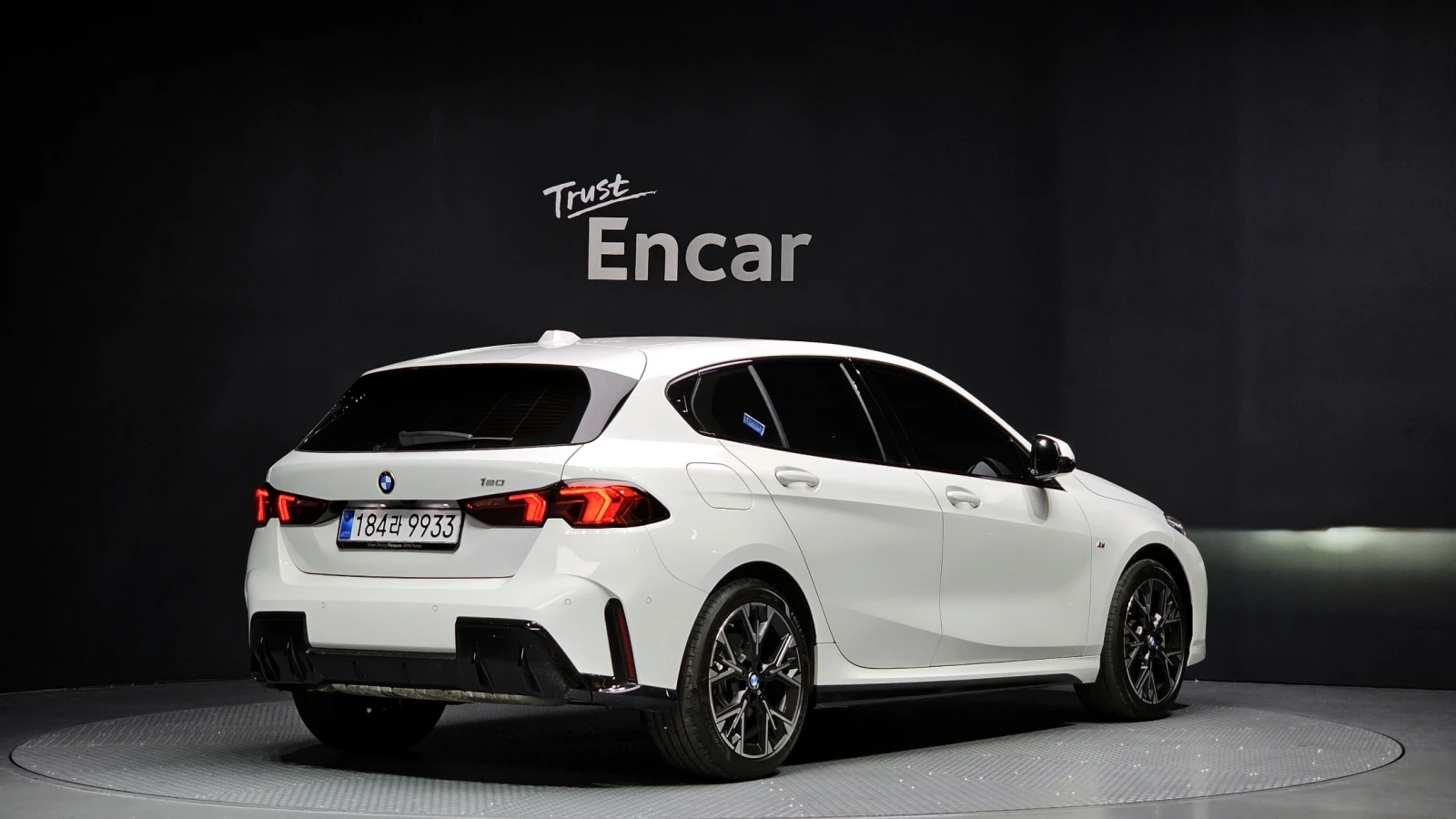 BMW 120 M * HUD * LANE ASSIST * 360 * , снимка 2 - Автомобили и джипове - 54486368
