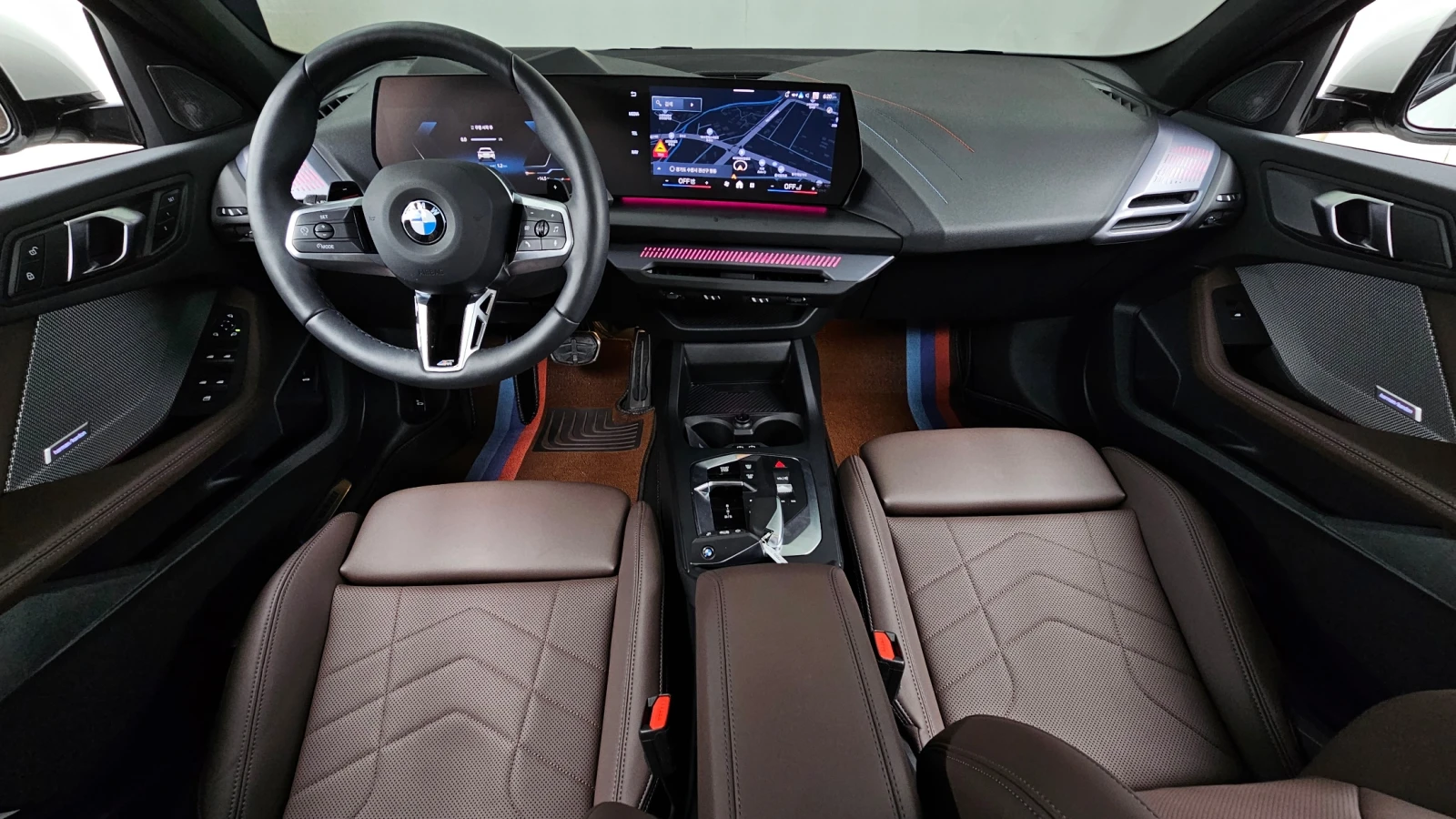 BMW 120 M * HUD * LANE ASSIST * 360 * , снимка 7 - Автомобили и джипове - 54486368