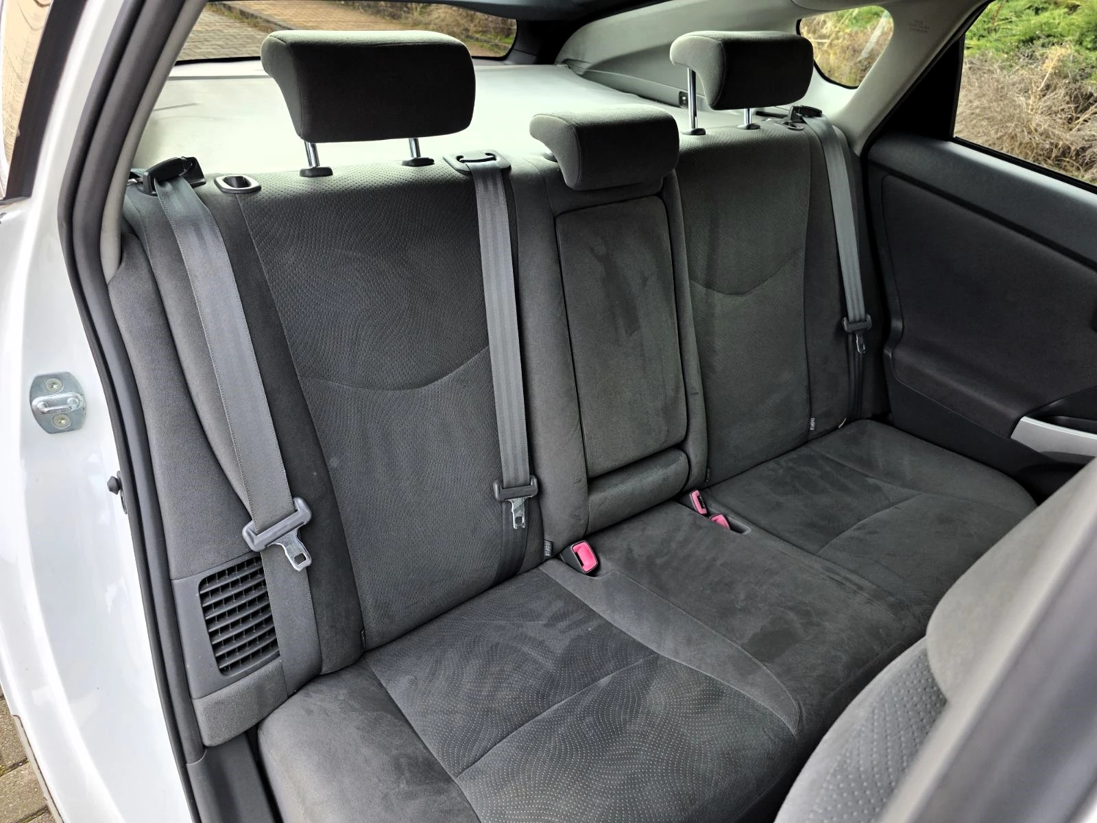 Toyota Prius 1.8Hybrid/136/e-CVT | Mobile.bg � ����������� 13
