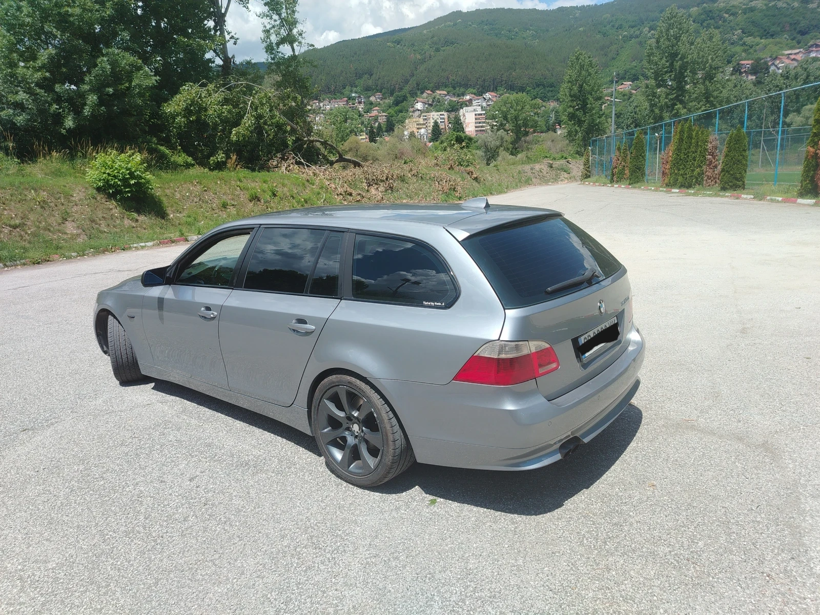 BMW 530