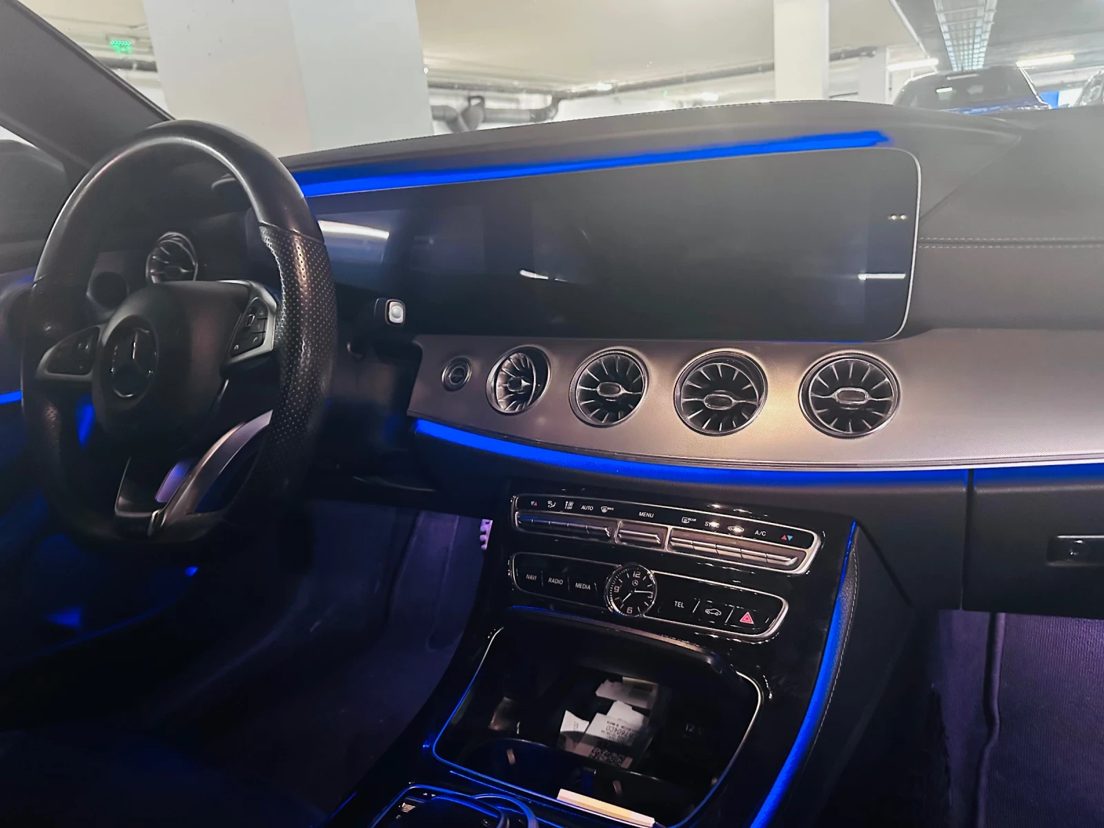 Mercedes-Benz E 220 COUPE/AMG/9G/HUP/DIGITAL/FULL/MULTIB/CARPLAY | Mobile.bg � ����������� 15