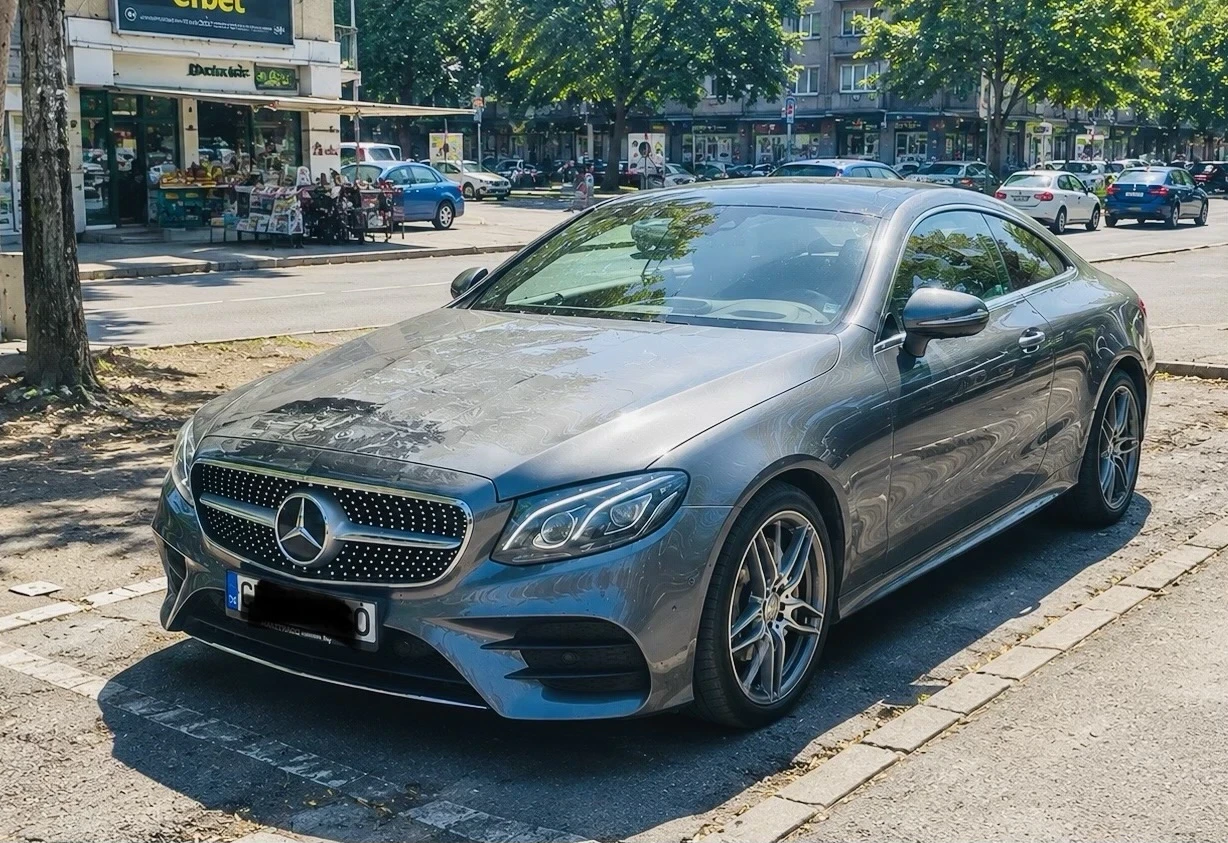 Mercedes-Benz E 220 COUPE/AMG/9G/HUP/DIGITAL/FULL/MULTIB/CARPLAY