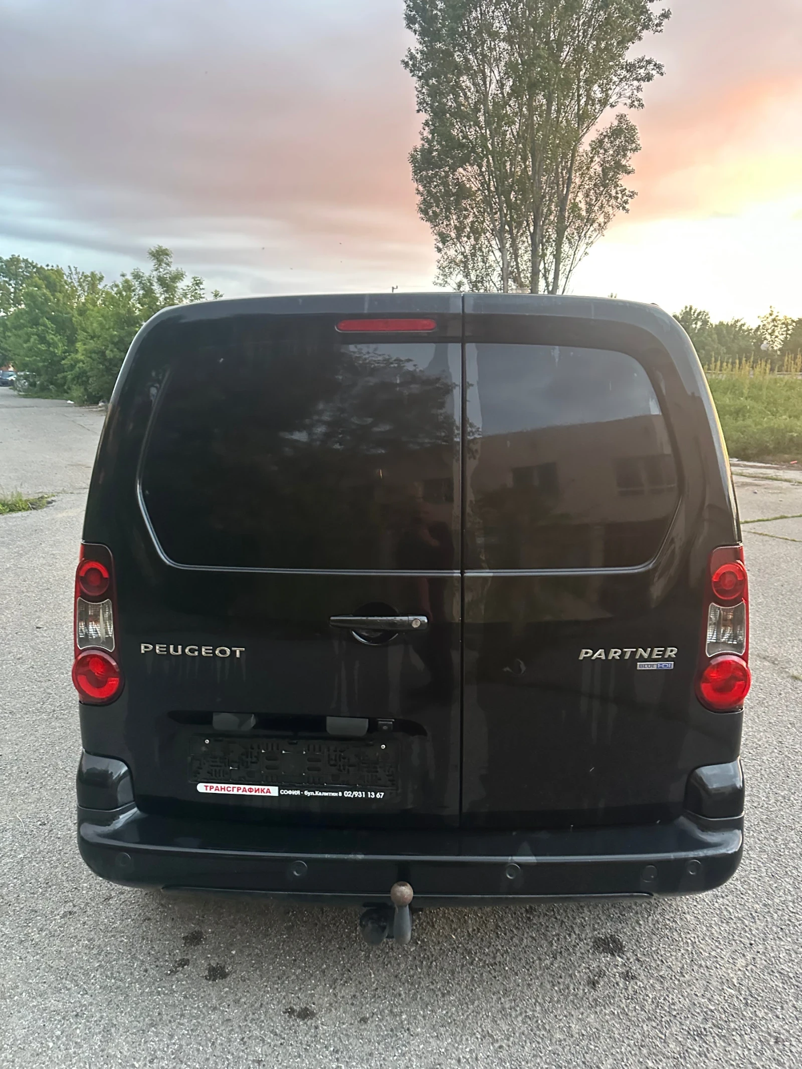 Peugeot Partner 1.6HDI euro6 Navi , снимка 5 - Автомобили и джипове - 56115363