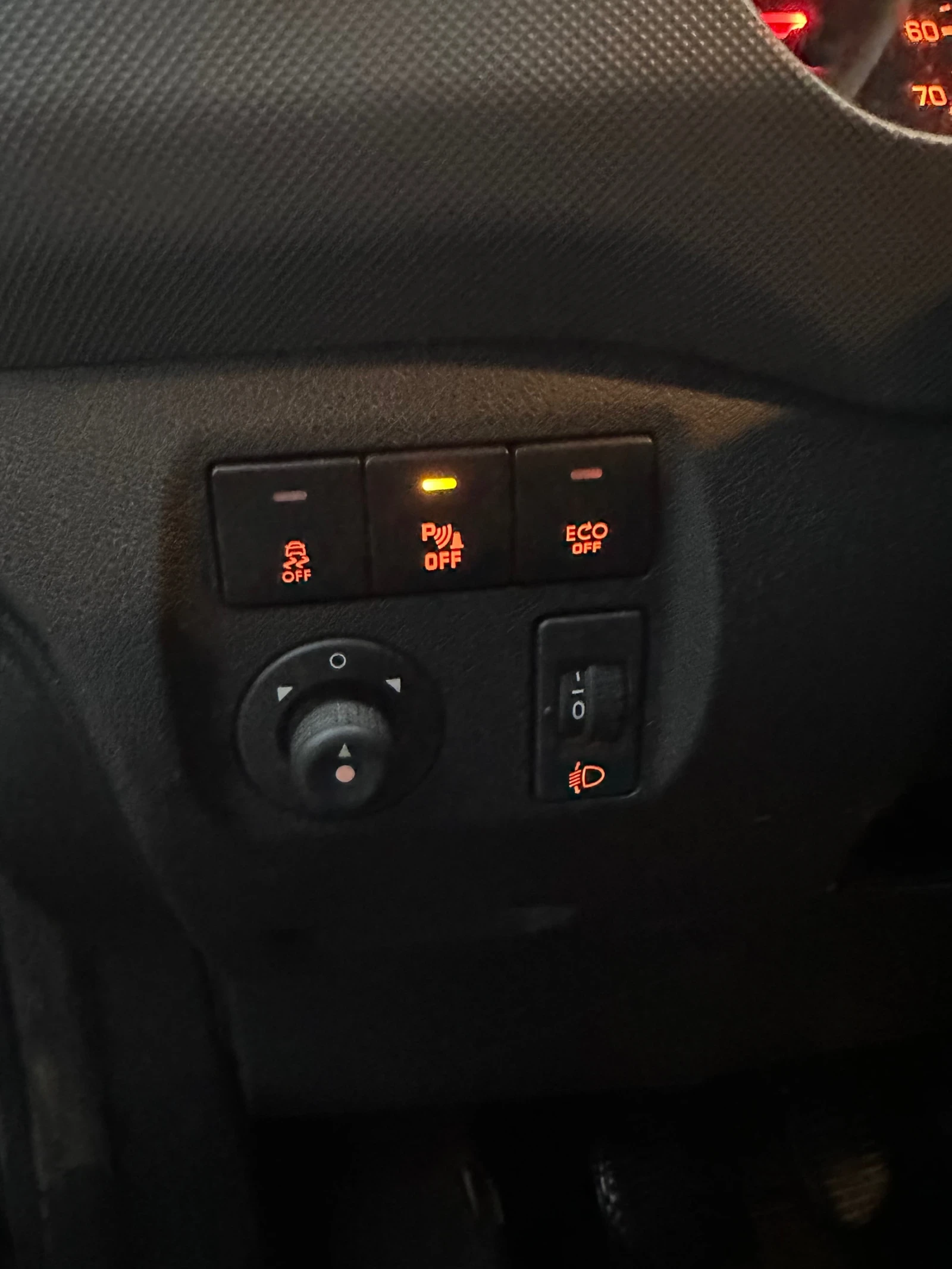 Peugeot Partner 1.6HDI euro6 Navi , снимка 12 - Автомобили и джипове - 56115363