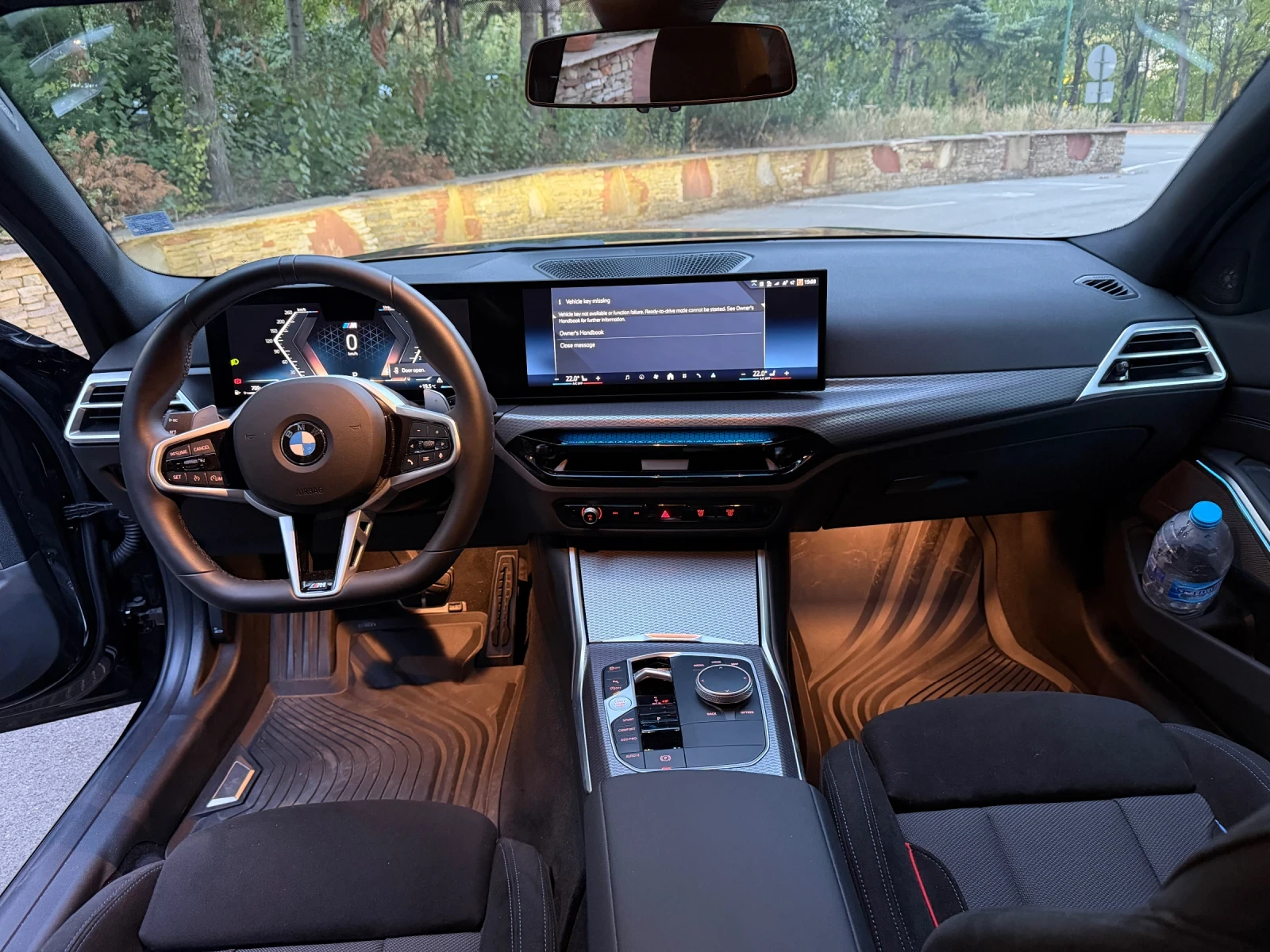 BMW 320 i xD, 11 750км, НОВА !!! от M- CAR SOFIA !!!, снимка 8 - Автомобили и джипове - 56244273