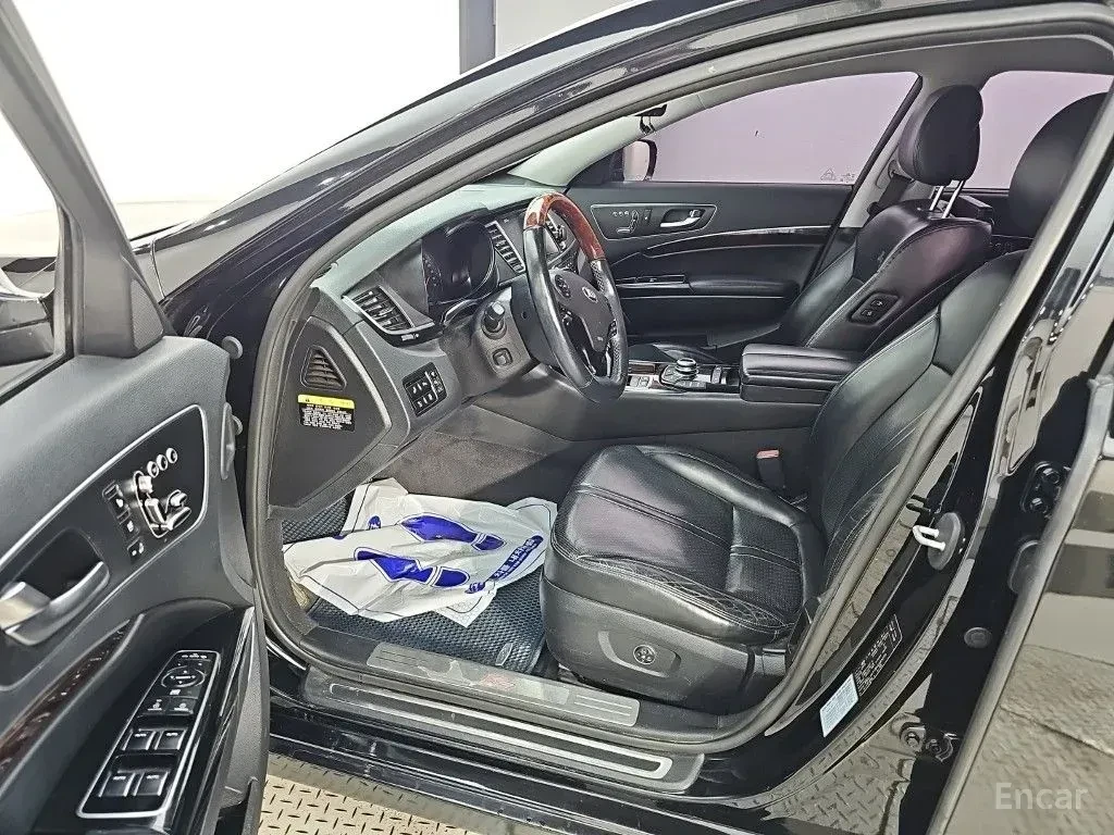 Kia K9 3.3 GDI| EXECUTIVE| 360 КАМЕРИ| ОБДУХВАНЕ| , снимка 10 - Автомобили и джипове - 56567587