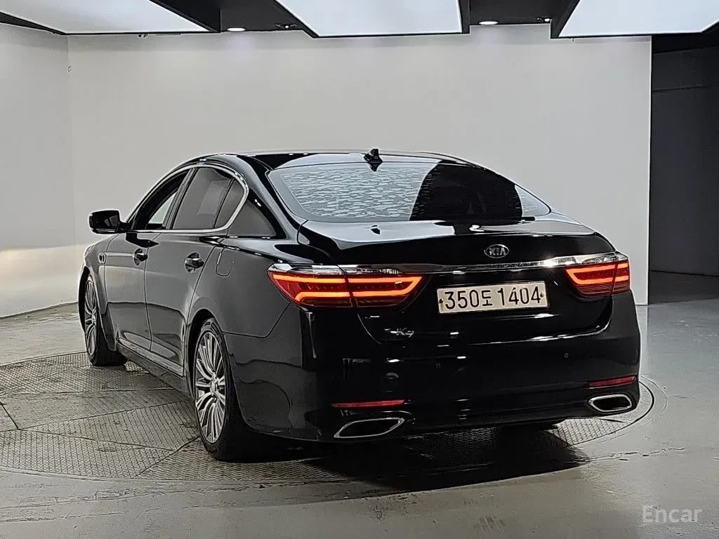 Kia K9 3.3 GDI| EXECUTIVE| 360 КАМЕРИ| ОБДУХВАНЕ| , снимка 3 - Автомобили и джипове - 56567587