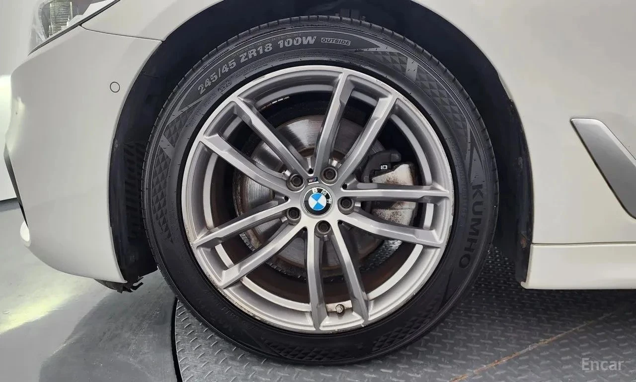 BMW 520, снимка 5 - Автомобили и джипове - 56714862