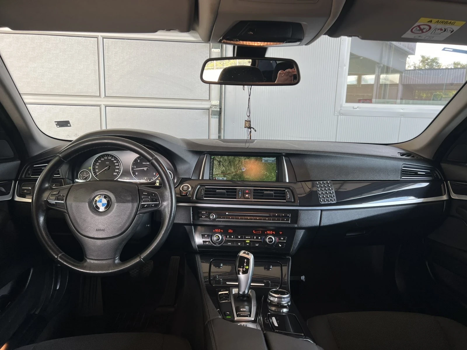BMW 530 258hp LCI - 2014, снимка 11 - Автомобили и джипове - 56750893