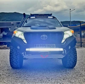 Toyota Land cruiser 190кс   Of Road Dubai White Wrap Keyless Go 4x4 , снимка 2