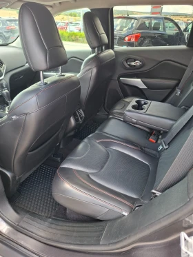 Jeep Cherokee TRAILHAWK 3.2 vvt - 34990 лв. - 44694460 11