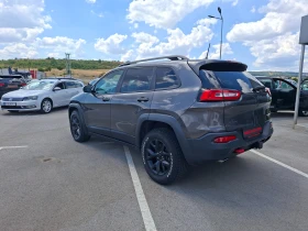 Jeep Cherokee TRAILHAWK 3.2 vvt - 34990 лв. - 44694460 4