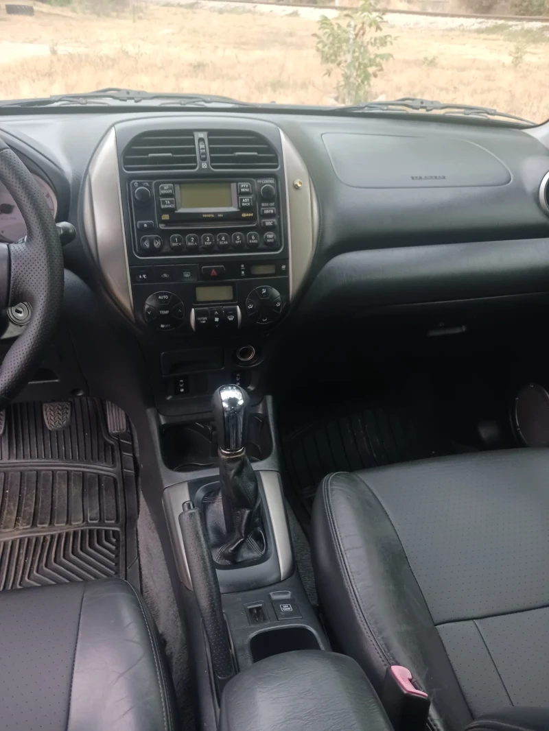 Toyota Rav4, снимка 5 - Автомобили и джипове - 51775009