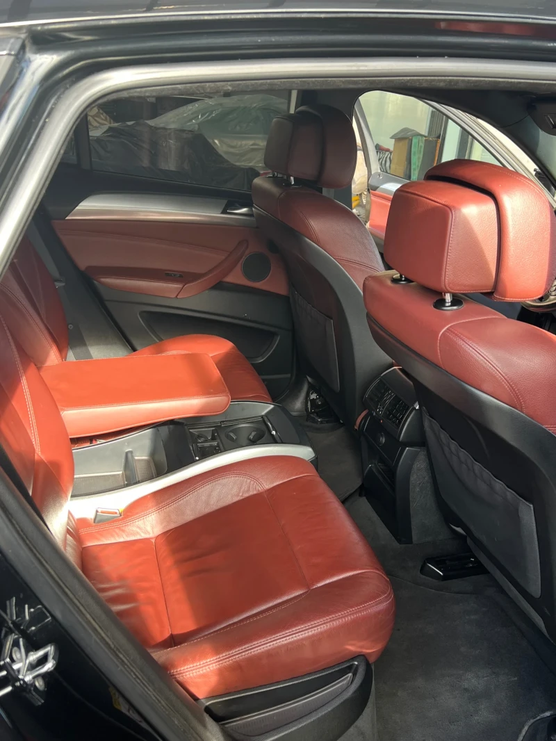 BMW X6, снимка 14 - Автомобили и джипове - 53586219