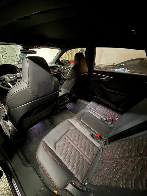 Audi RSQ8 * 4.0 TFSI quattro * CARFAX * БЕЗ ПЪРВОНАЧАЛНА ВНО - изображение 2