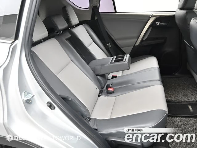 Toyota Rav4 | Mobile.bg � ����������� 12