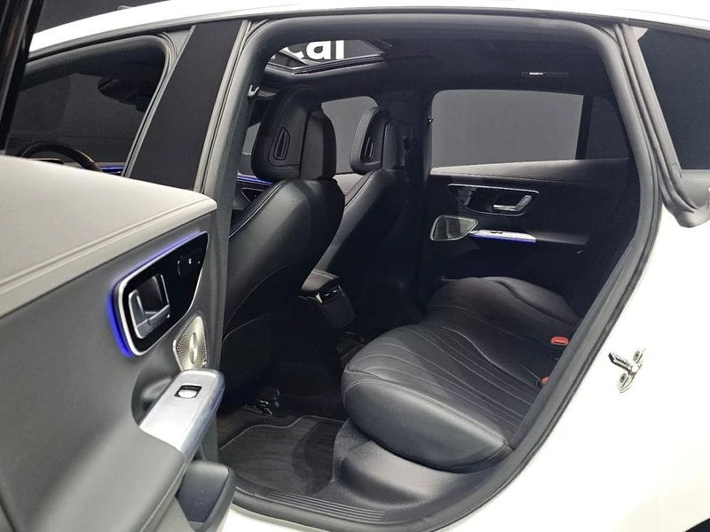 Mercedes-Benz EQE EQE350+ , снимка 13 - Автомобили и джипове - 56118911