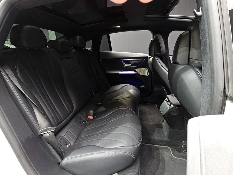 Mercedes-Benz EQE EQE350+ , снимка 12 - Автомобили и джипове - 56118911