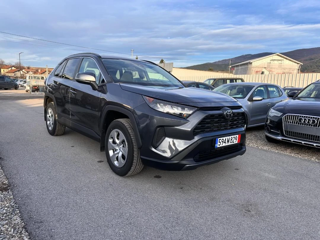 Toyota Rav4 2.5LE - изображение 2