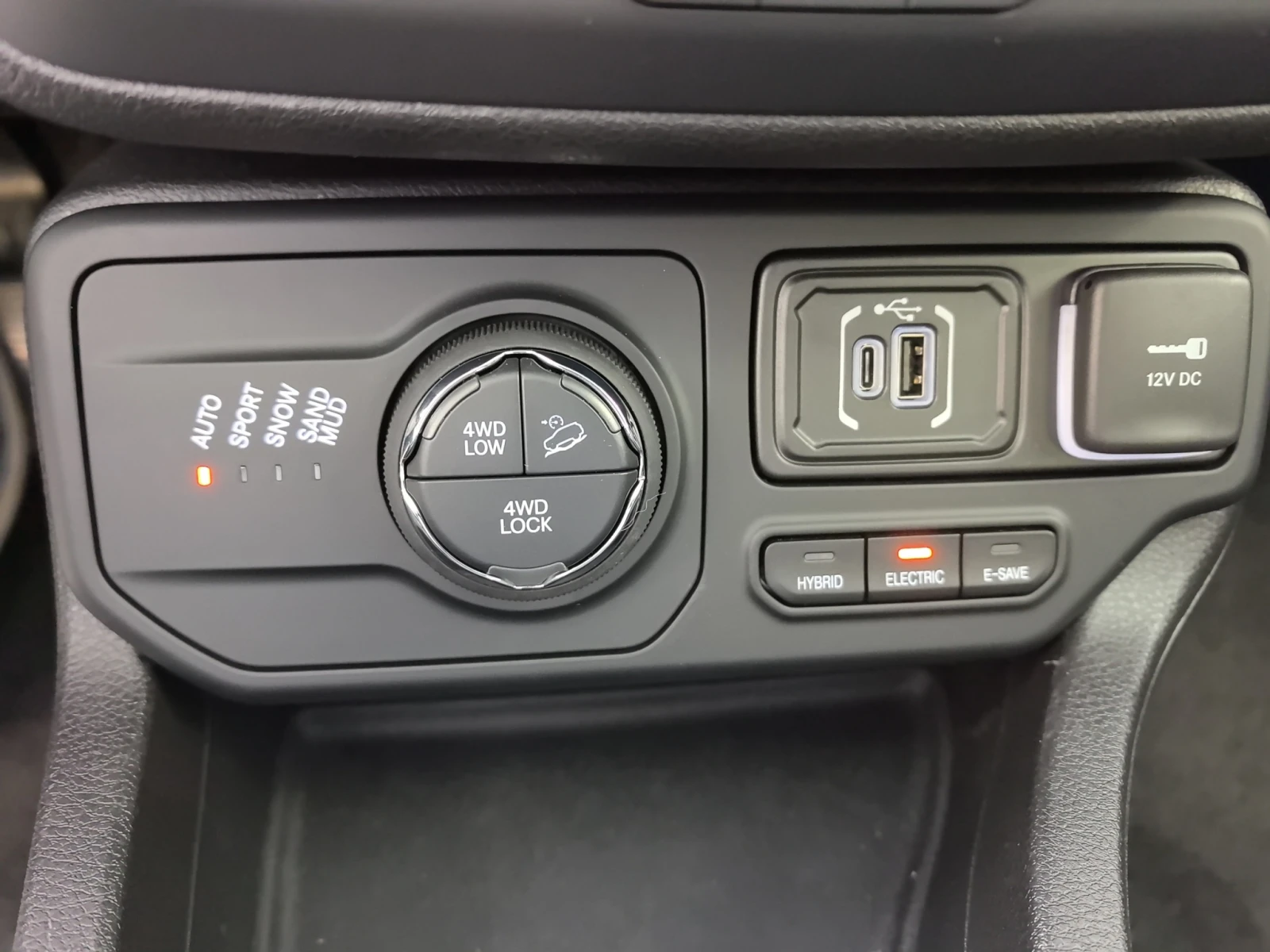 Jeep Renegade ALTITUDE 1.3 PHEV Petrol 190 hp AT6 4xe | Mobile.bg   12