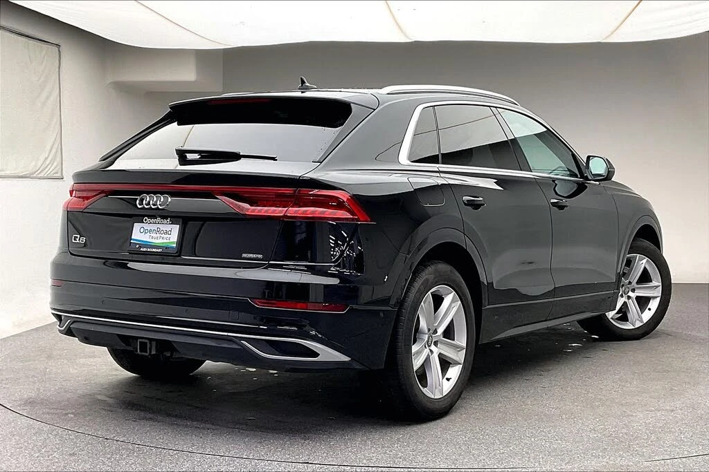 Audi Q8 * DISTRONIC* ПАНО* AUDI CERTIFIED - изображение 6