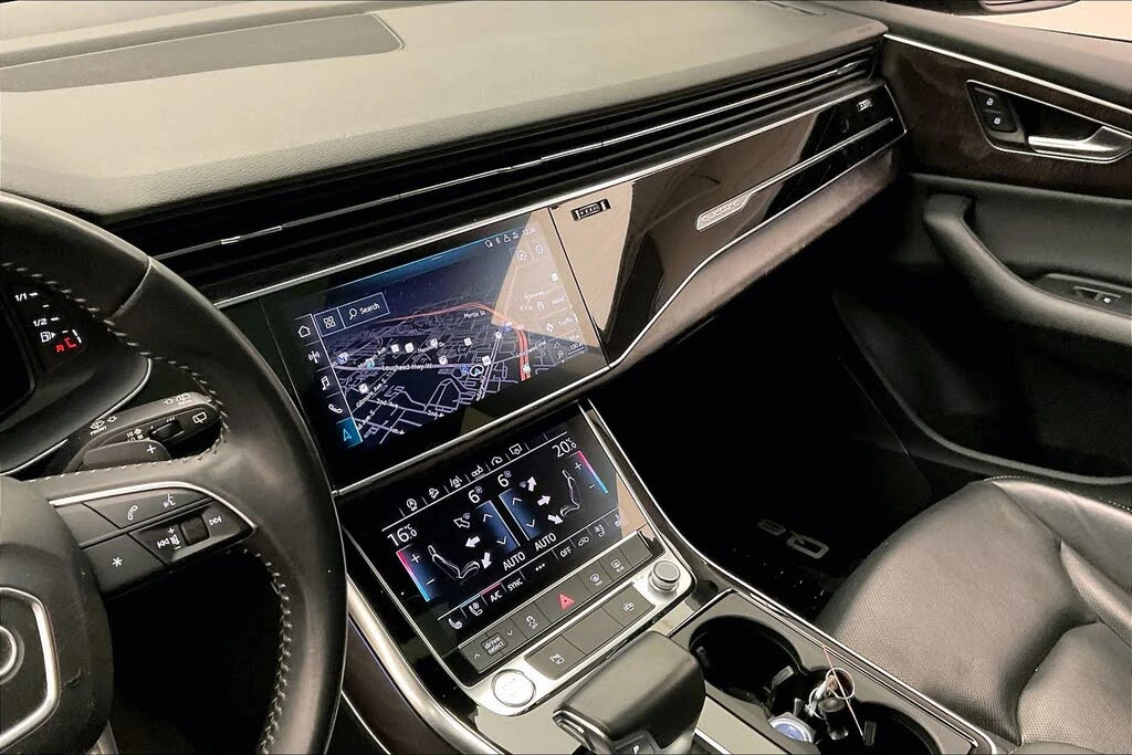 Audi Q8 * DISTRONIC* ПАНО* AUDI CERTIFIED - изображение 10