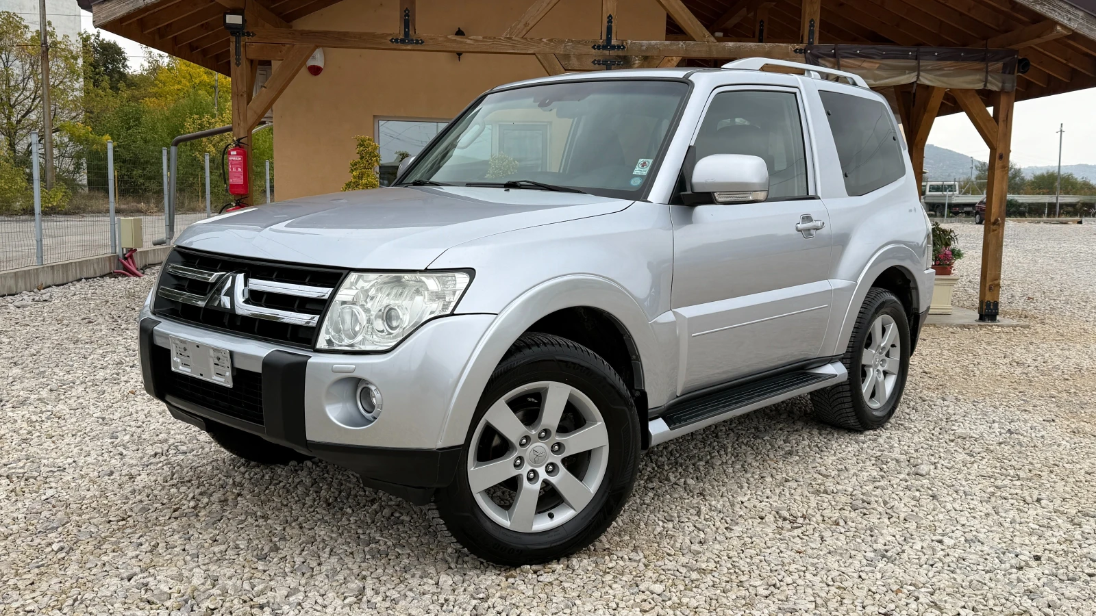 Mitsubishi Pajero 3.2DI-D-COMM0N RAIL-160кс-ВНОС ОТ ИТАЛИЯ - изображение 3