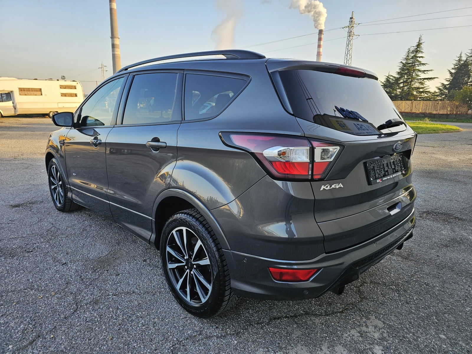 Ford Kuga 2.0 AWD 180к.с. ST LINE 42000км НОВ ДВИГАТЕЛ - изображение 5