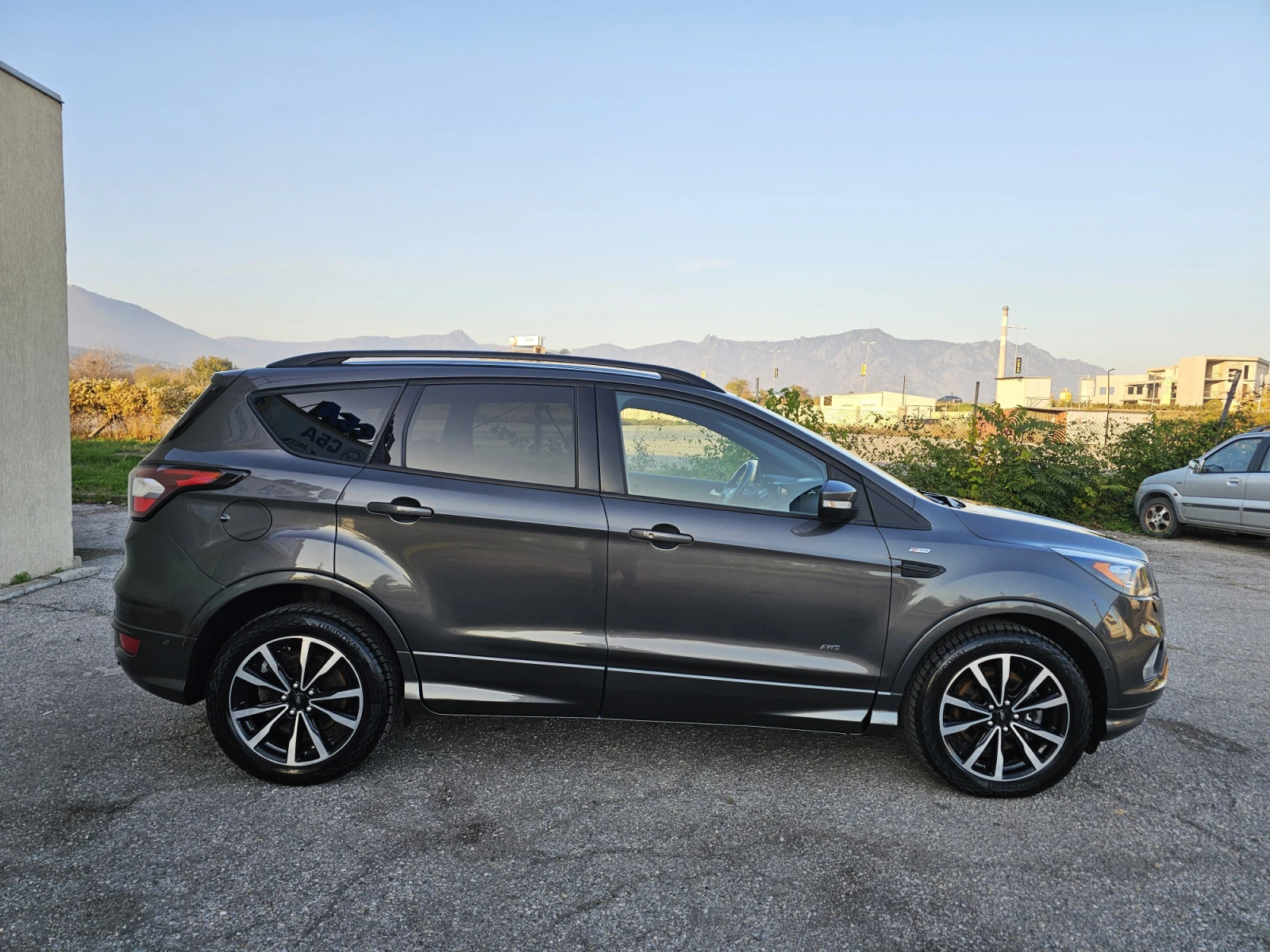 Ford Kuga 2.0 AWD 180к.с. ST LINE 42000км НОВ ДВИГАТЕЛ - изображение 8