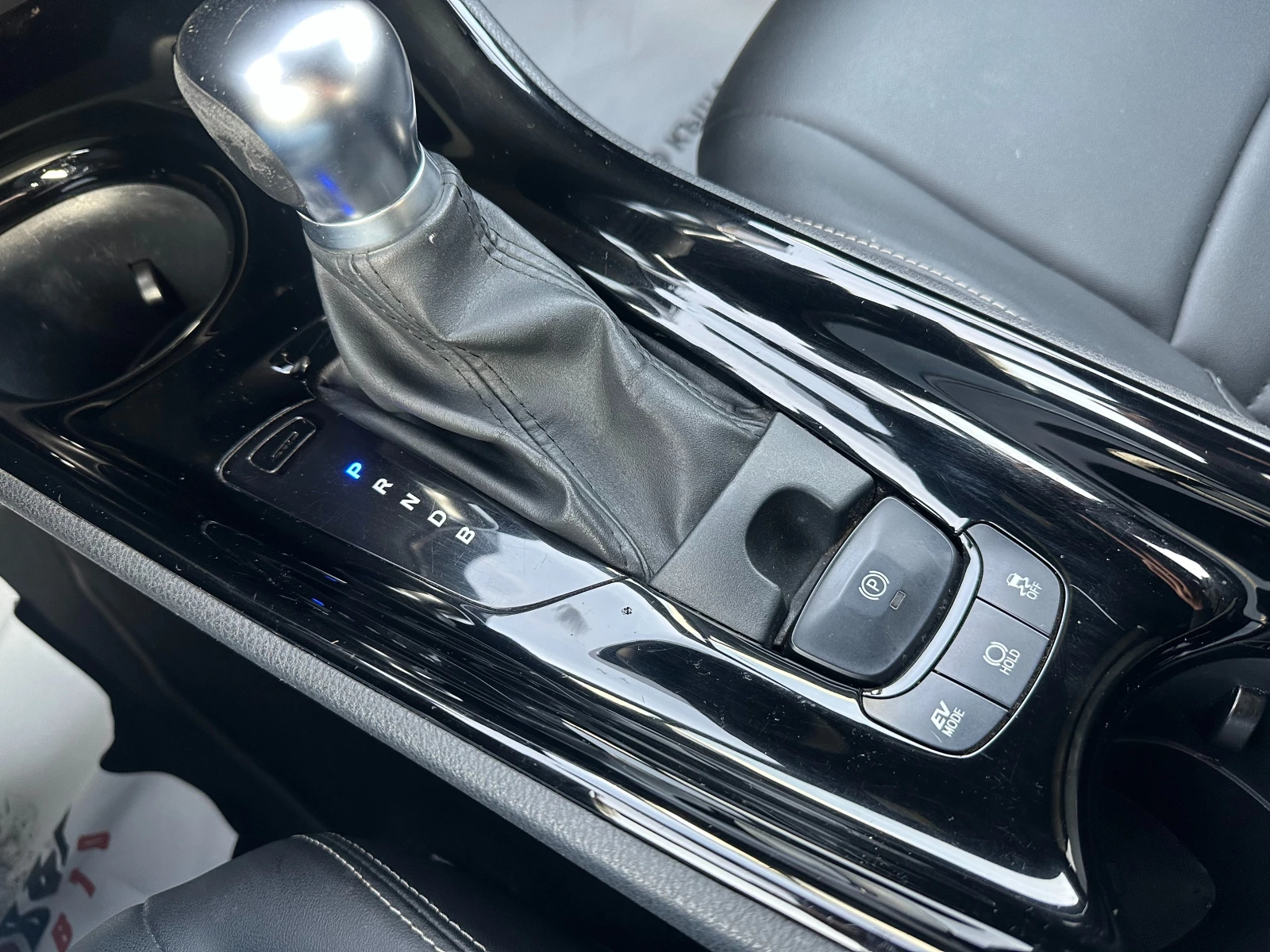 Toyota C-HR Facelift/Hybrid/�������� | Mobile.bg � ����������� 12