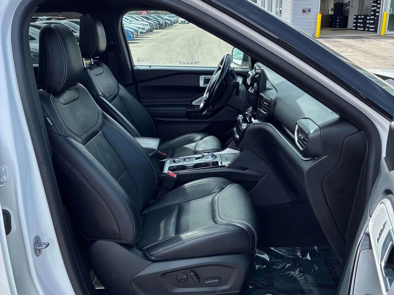 Ford Explorer * ST * CARFAX * ПАНО * KEYLESS * ПОДГРЕВИ, снимка 11 - Автомобили и джипове - 54644313